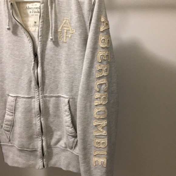 COPY - Abercrombie and Fitch muscle fit hoodie - Picture 3 of 5